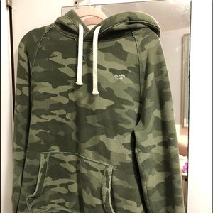 Hollister Camo hoodie